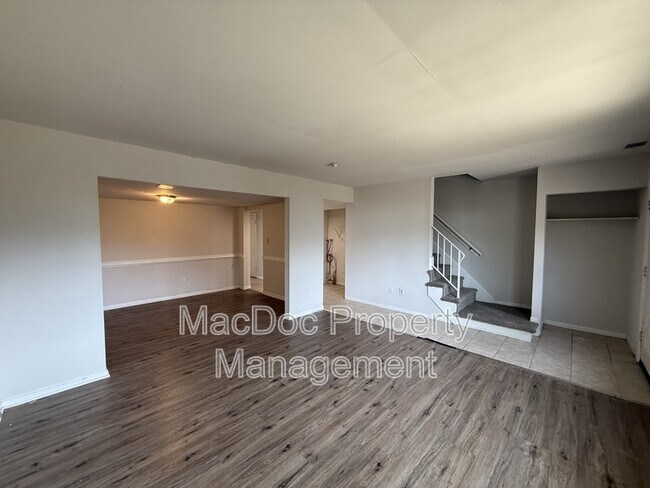 Foto del edificio - 1101 Forbes St