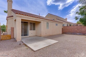 Building Photo - 263 Cielito Lindo St