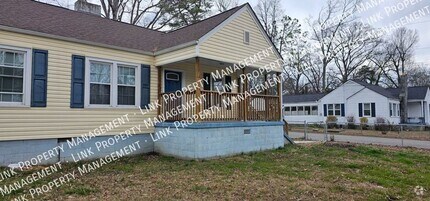 Building Photo - 129 N Moore Rd