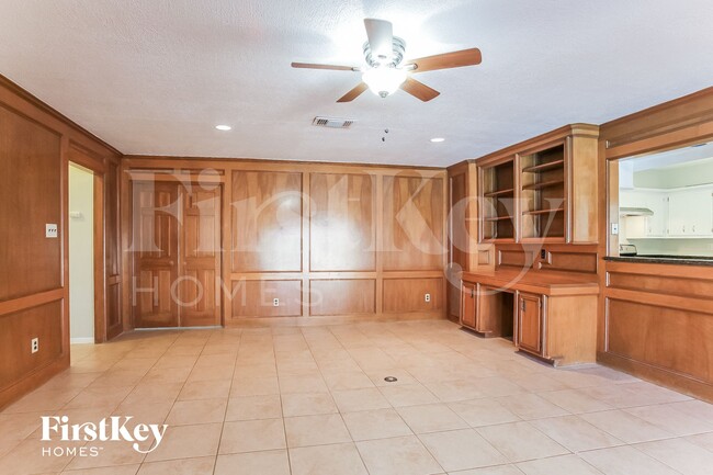 Building Photo - 18210 Widcombe Dr