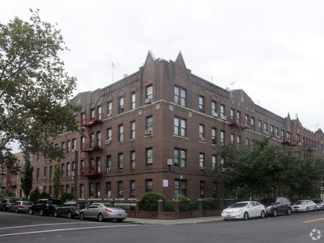 Primary Photo - 6401 24th Ave