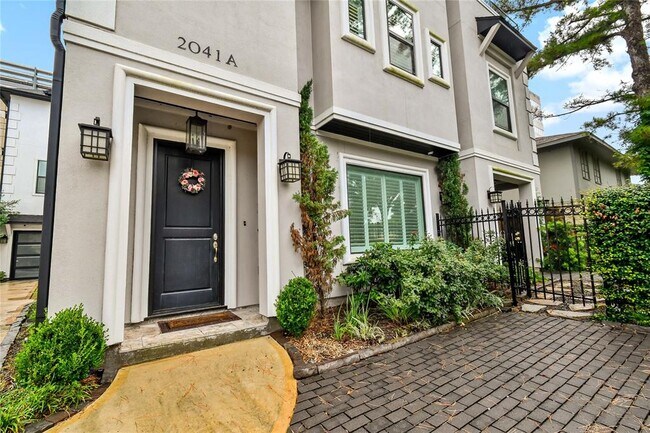 Foto del edificio - 2041 Sheridan St