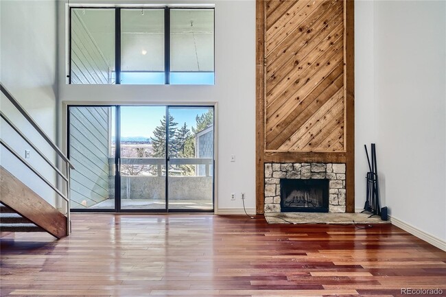 Mountain views, cherry wood flooring - 14282 E Tufts Pl
