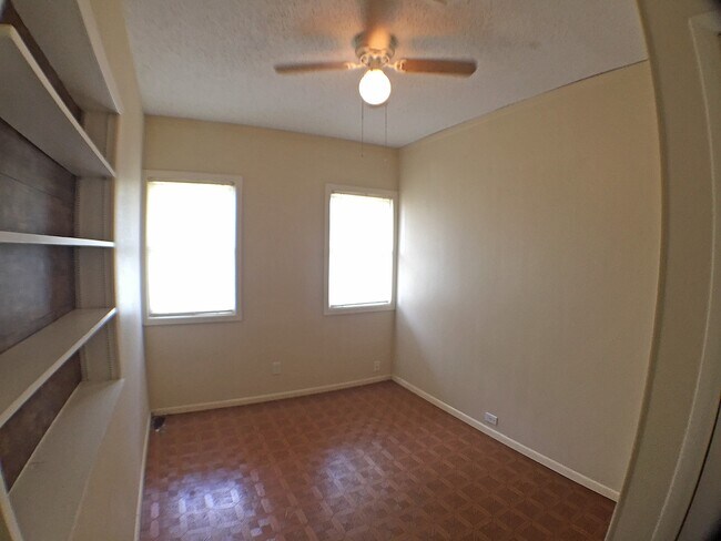 Foto del edificio - 1804 N Broadway St