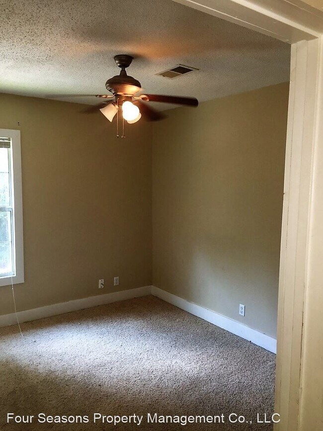 Foto del edificio - 3 br, 2 bath House - 1703 3rd Street