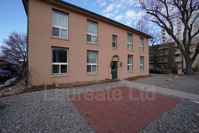 Photo - 935 E 8th Ave Apartment
