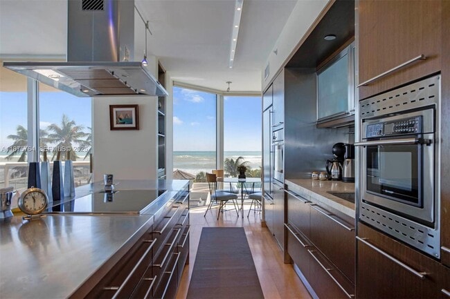 Foto del edificio - 4779 Collins Ave