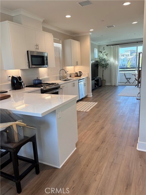 Foto del edificio - 2241 Horseback Rd