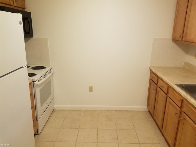 Building Photo - 216 Revere Beach Pkwy