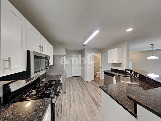 Foto del edificio - 13323 Ambrosa Dr