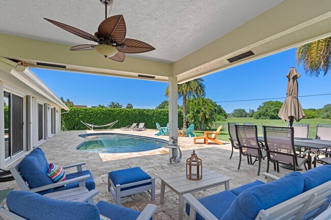 Foto del edificio - 7598 Fairway Trail