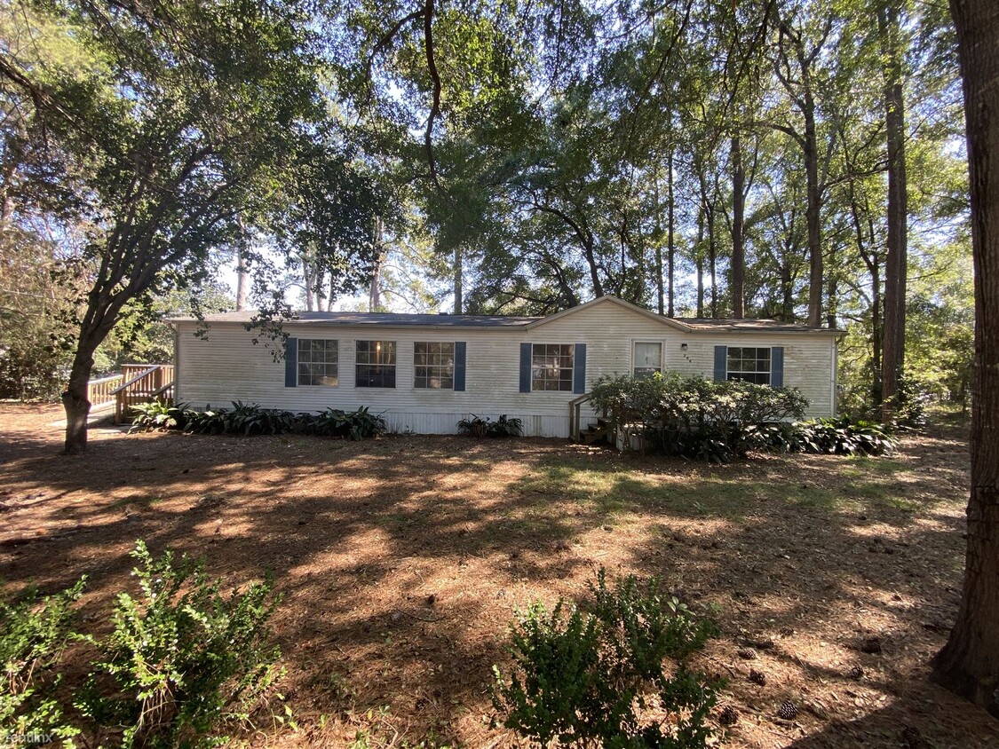 Primary Photo - 3 br, 2 bath Mobile Home - 284 Pecan Grove...