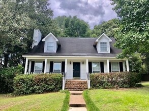 Building Photo - 3400 Zephyr Dr