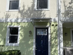 Building Photo - 617 Founders Dr