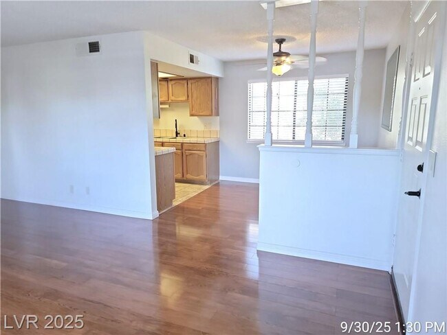 Foto del edificio - Inviting 2-Bedroom Condo with Pool, Spa & ...