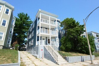 Building Photo - 87 Fuller St