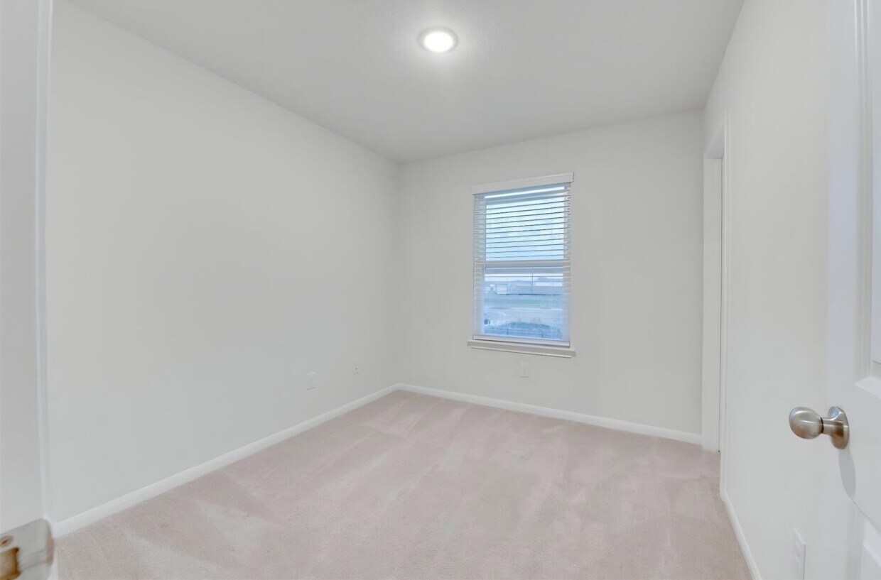 Building Photo - 18130 Alora Springs Trace