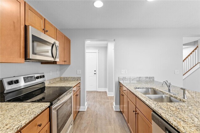 Building Photo - 7149 Challenger Cir