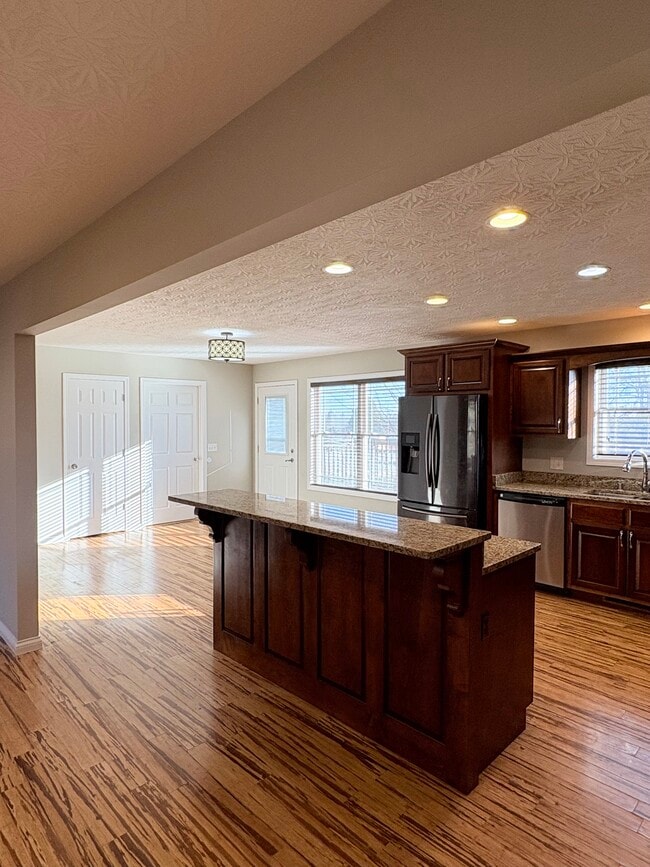 Foto del edificio - 968 Brookwood Dr