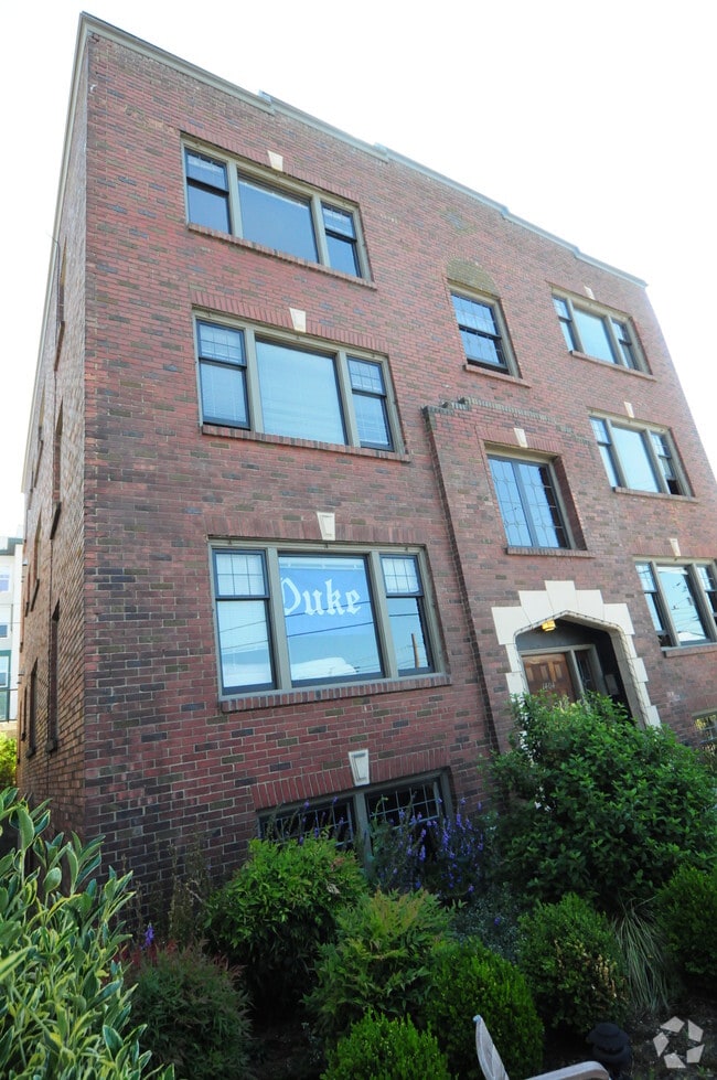 Building Photo - The McKean Condominiums