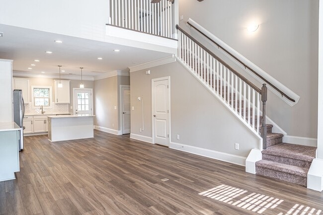 Foto del edificio - 152 Lark Dr