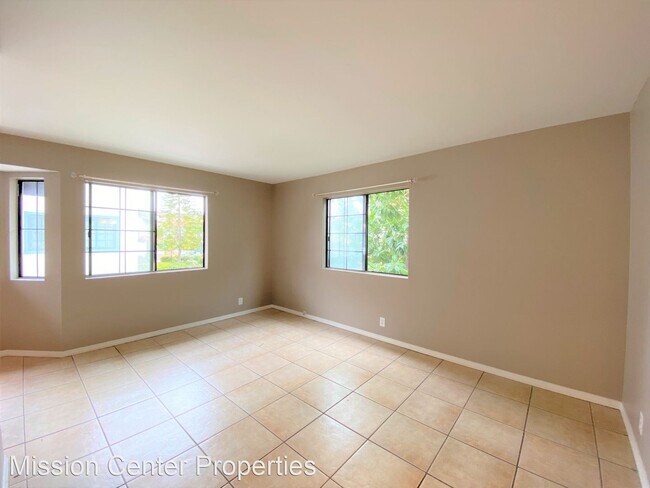 Building Photo - 2 br, 2.5 bath House - 3440 Mission Mesa Way