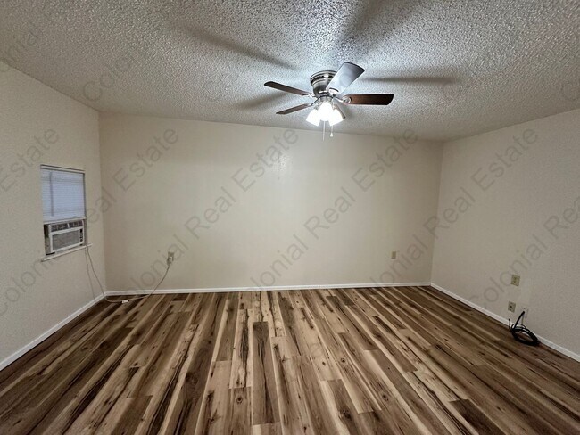 Foto del edificio - Cozy 3 bedroom 1.5 bathroom home.