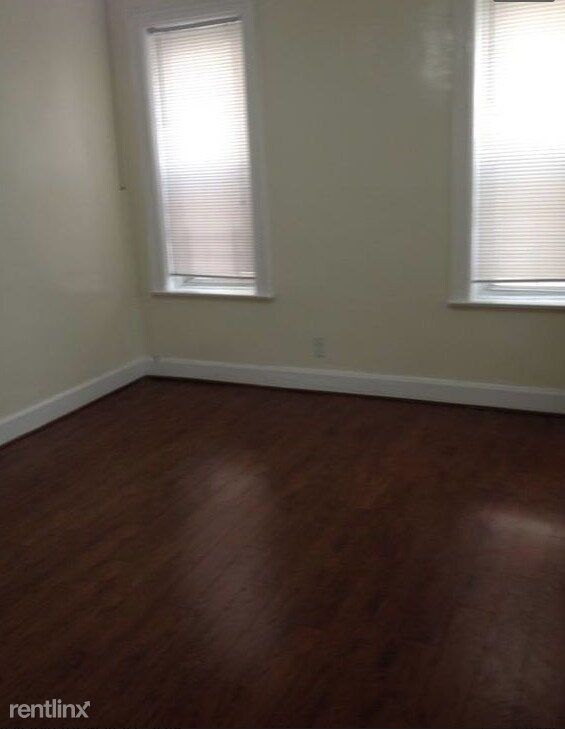 Foto del edificio - 2 br, 1 bath Apartment - 37 Lott Ave 1 Unit 1