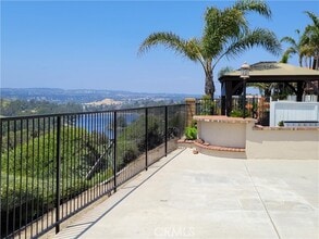 Building Photo - 29011 Via Pasatiempo