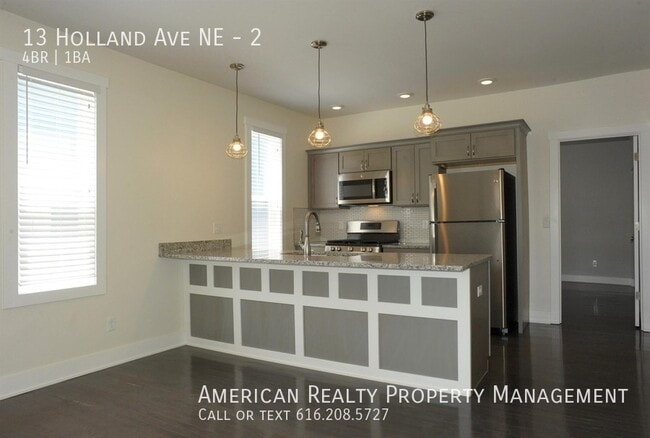 Foto del edificio - 13 Holland Ave NE