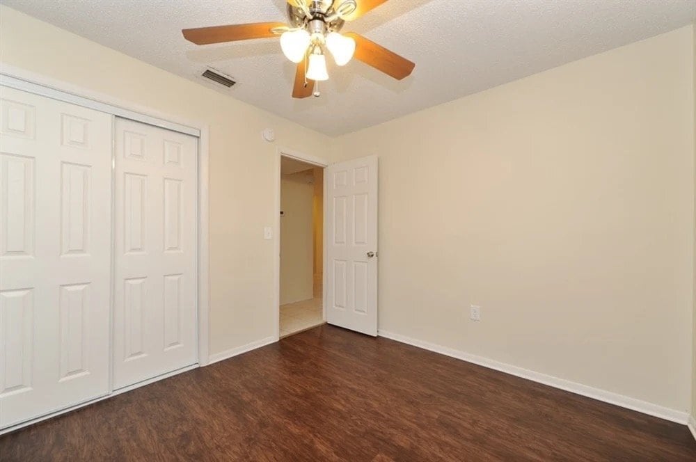 Building Photo - 942 Peachtree Battle Cir NW