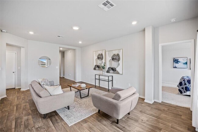 Building Photo - 6100 Shanjia Dr