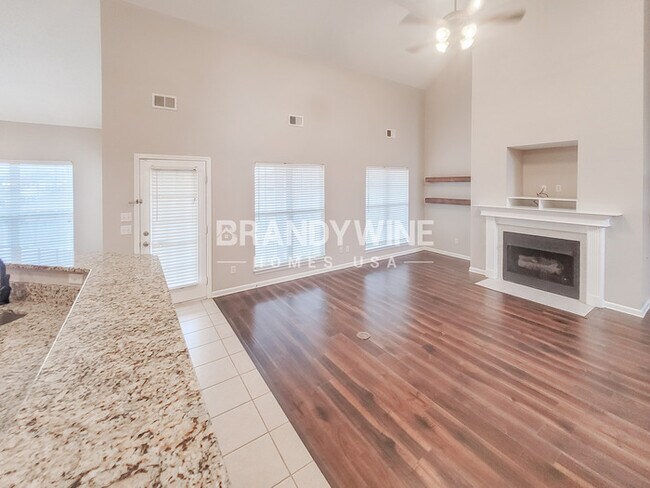 Foto del edificio - 9876 Brimfield Dr