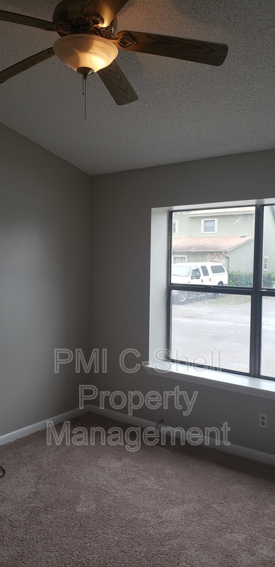 Foto del edificio - 7260 Lago Vista Ct