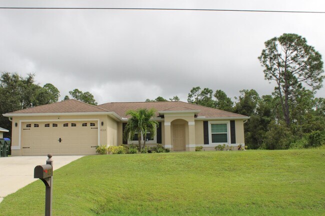 Foto del edificio - 4064 Clearfield St