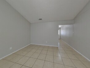 Building Photo - 20203 Fox Haven Ln