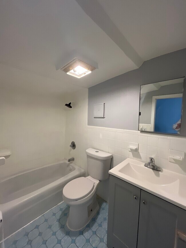 Bathroom - 105 Brown Pl