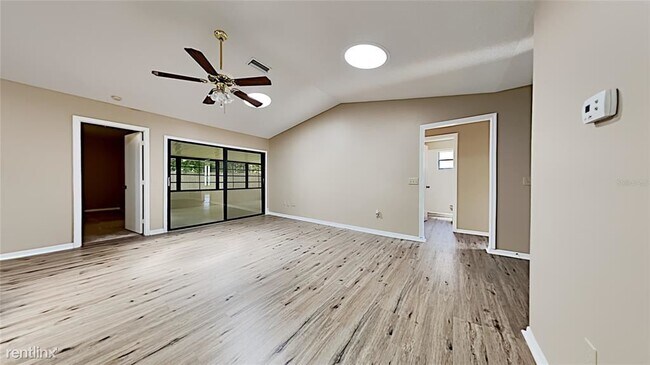 Foto del edificio - 3 br, 2 bath House - 3850 LONG GROVE LANE