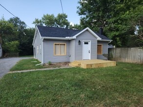 Building Photo - 2321 Western Ohio Ave