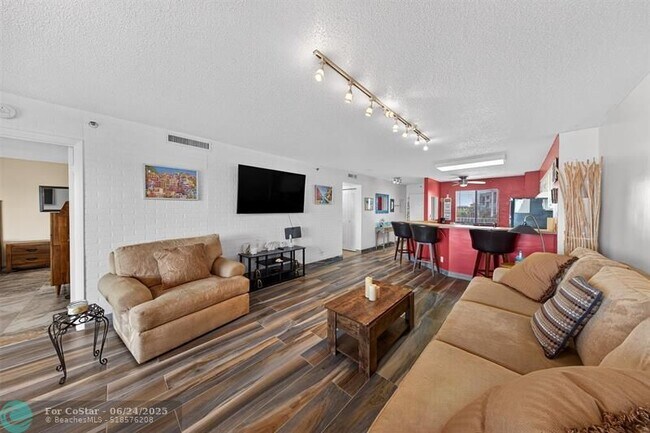 Building Photo - 2217 Cypress Island Dr