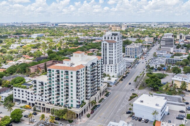 1300 Ponce De Leon Blvd - Contexto - 1300 Ponce De Leon Blvd