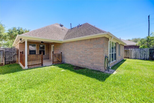 Foto del edificio - 19915 Shore Meadows Ln