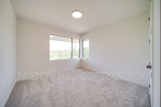 Photo du bâtiment - 6090 Crawford Dr SW