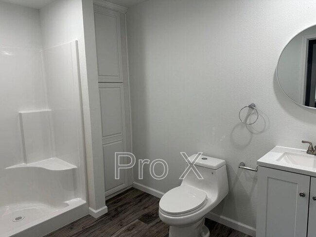 Foto del edificio - 825 S Cherokee St