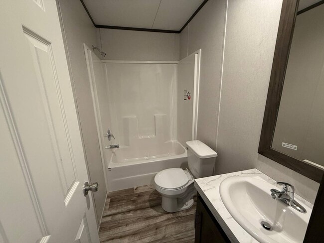 Foto del edificio - 2881 TX-110