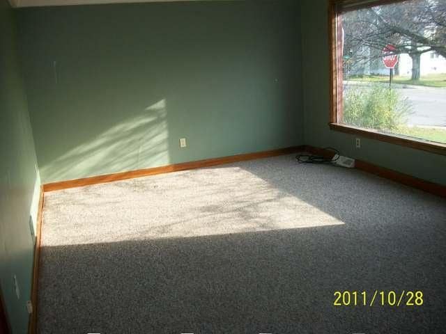 Building Photo - 627 N Stevens St