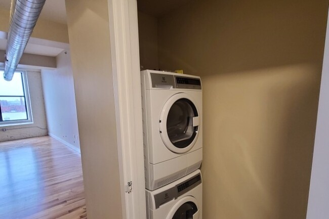 Washer/Dryer - Downtown Lofts