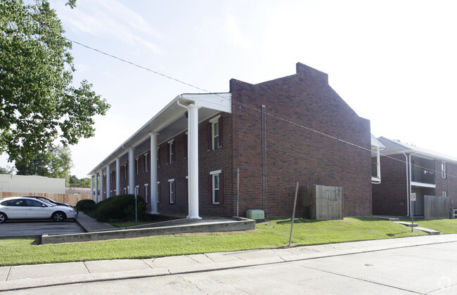 Foto del edificio - Meadowbrook Apartments