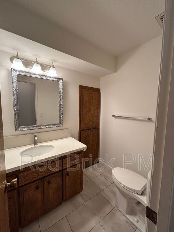 Foto del edificio - 3355 San Fernando Ct