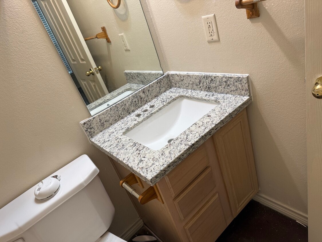 Building Photo - 19518 FM 2493